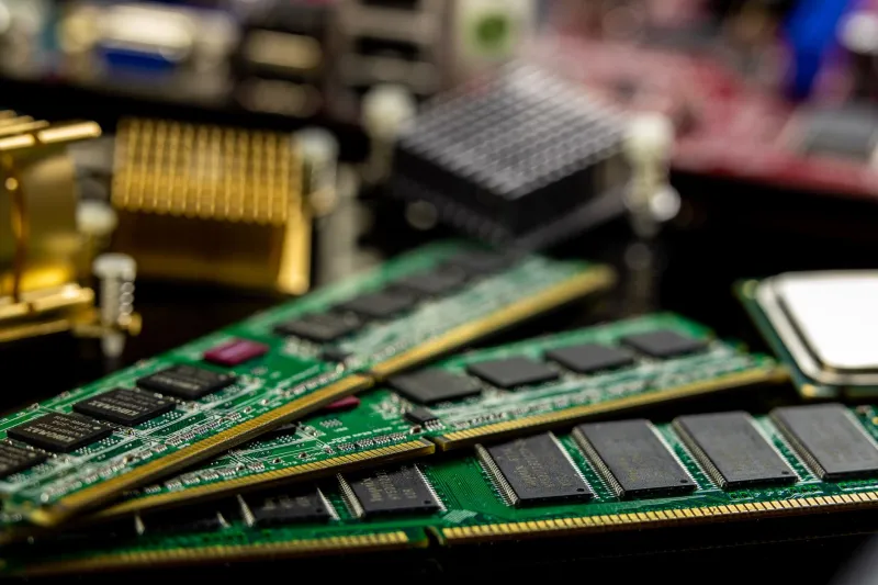 Frequency Opacity: How Modern Processors Are Engineered to Conceal Their Own Performance State